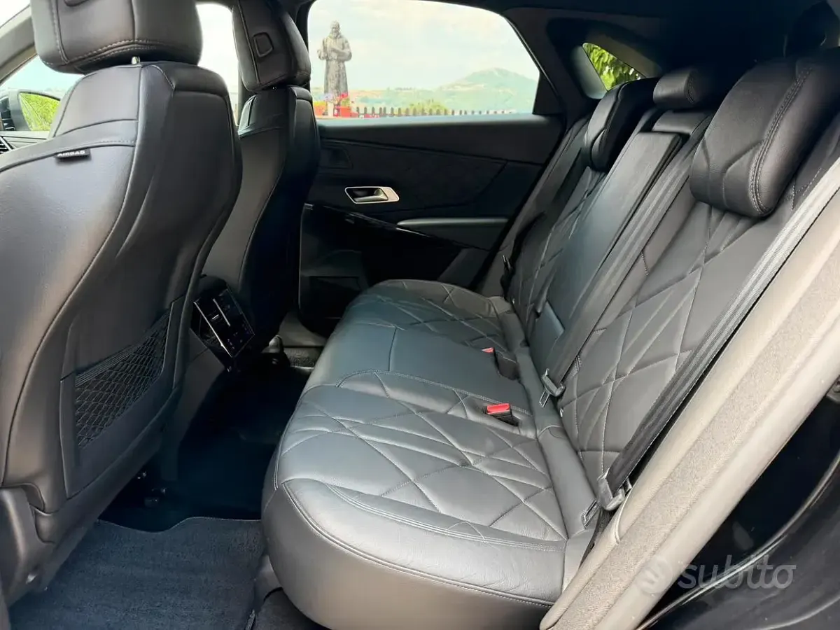 Usata DS Automobiles DS7 Crossback Rivoli 131 CV (96 kW) 2022 Nero SUV
