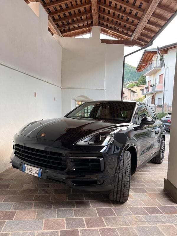 Usata Porsche Cayenne 2018 Nero SUV