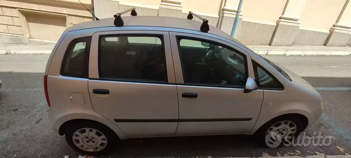 Usata Fiat Idea 95 CV (69 kW) 2011 Grigio Monovolume