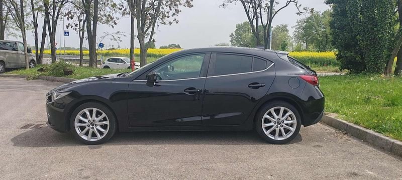 Usata Mazda 3 Exceed 105 CV (77 kW) 2017 Berlina