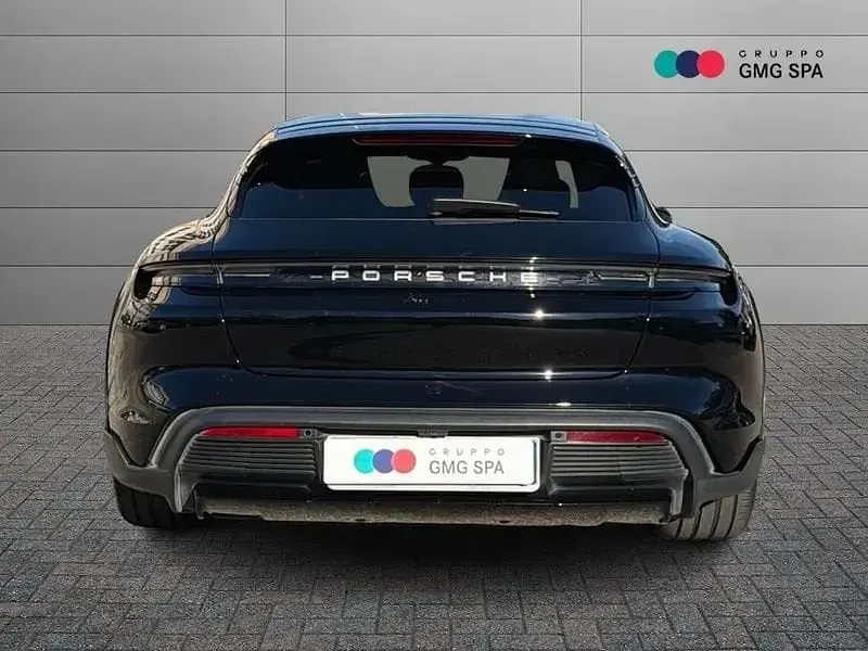 Usata Porsche Taycan 4 Cross Turismo Cross Turismo 280 kW (381 CV) 2023 Nero Station wagon