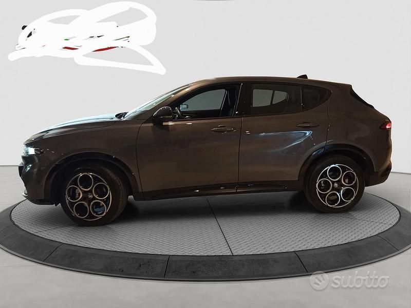 Usata Alfa Romeo Tonale 131 CV (96 kW) 2024 Grigio SUV