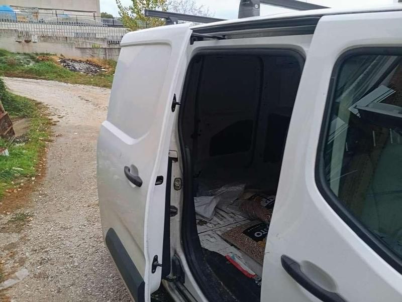 Usata Opel Combo 90 CV (66 kW) 2019 Bianco Monovolume
