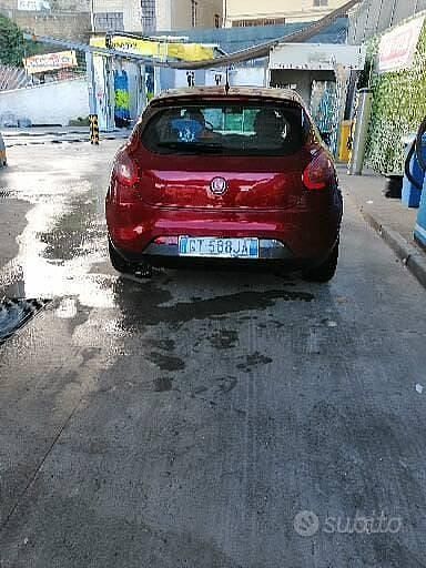 Usata Fiat Bravo 120 CV (88 kW) 2007 Rosso Utilitaria