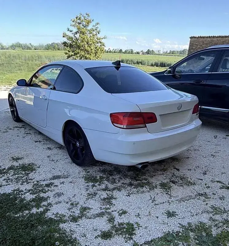 Usata BMW 320 M Sport 177 CV (130 kW) 2008 Coupé