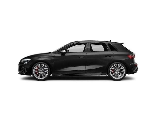 Usata Audi RS3 Sportback Ambiente 400 CV (294 kW) 2024 Nero mythos metallizzato Utilitaria