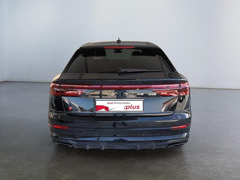 Usata Audi Q8 S-Line 286 CV (210 kW) 2024 Nero SUV