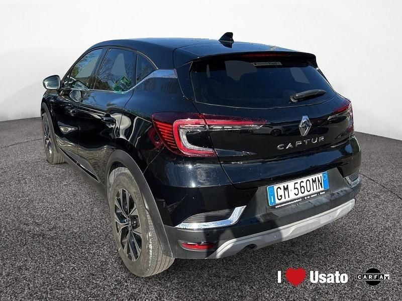 Usata Renault Captur Intens 101 CV (74 kW) 2023 Nero SUV