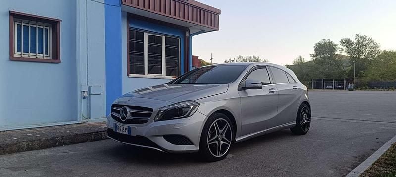 Usata Mercedes A180 AMG 109 CV (80 kW) 2015 Berlina