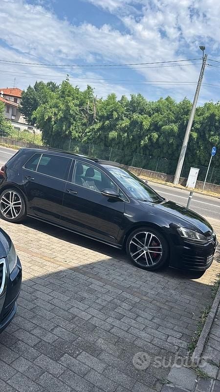 Usata 2017 VW Golf VII GTD Due volumi | 15.000 € (Ottimo prezzo) - Immagine 1/4