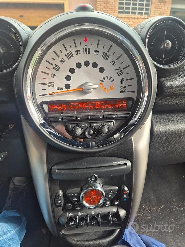 Usata Mini Countryman Business 110 CV (80 kW) 2014 Bianco SUV