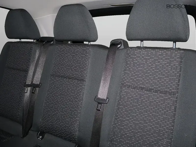 Usata Mercedes Vito 136 CV (100 kW) 2023 Nero Furgone