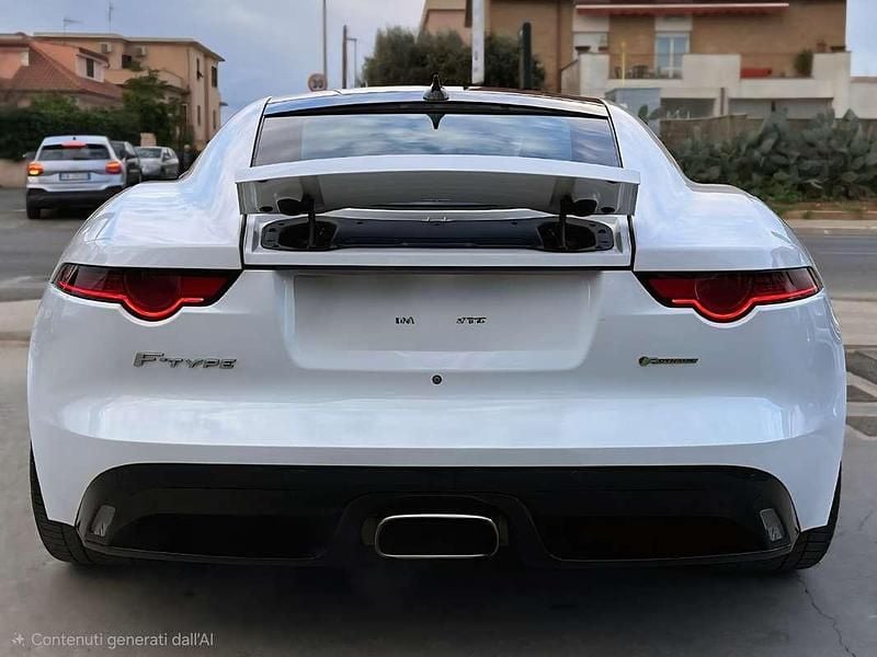 Usata Jaguar F-Type R-Dynamic 300 CV (220 kW) 2018 Coupé