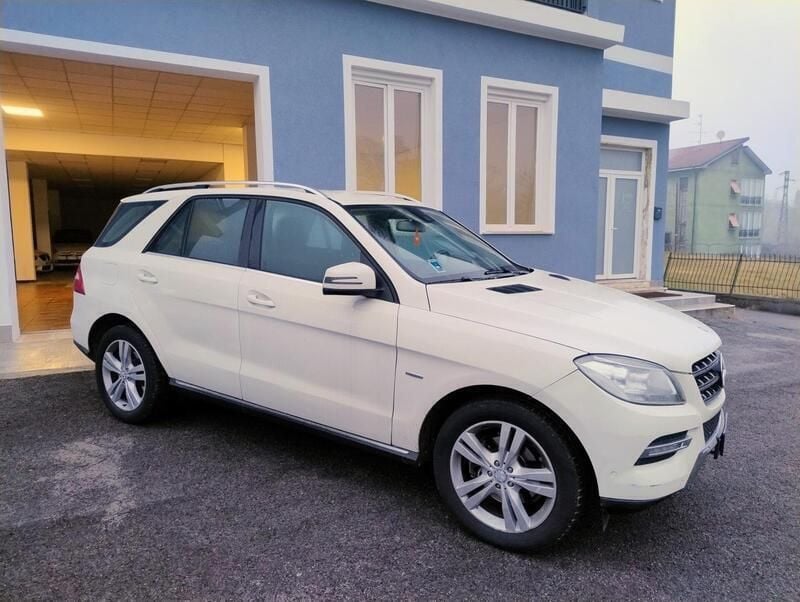 Usata Mercedes ML250 204 CV (150 kW) 2012 Bianco SUV