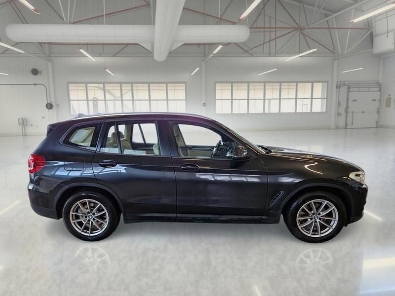 Second-hand BMW X3 Advantage 190 CP (139 kW) 2021 Negru SUV