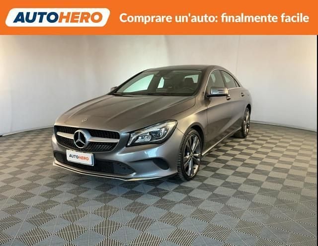 Usata Mercedes CLA200 135 CV (99 kW) 2017 Grigio Berlina
