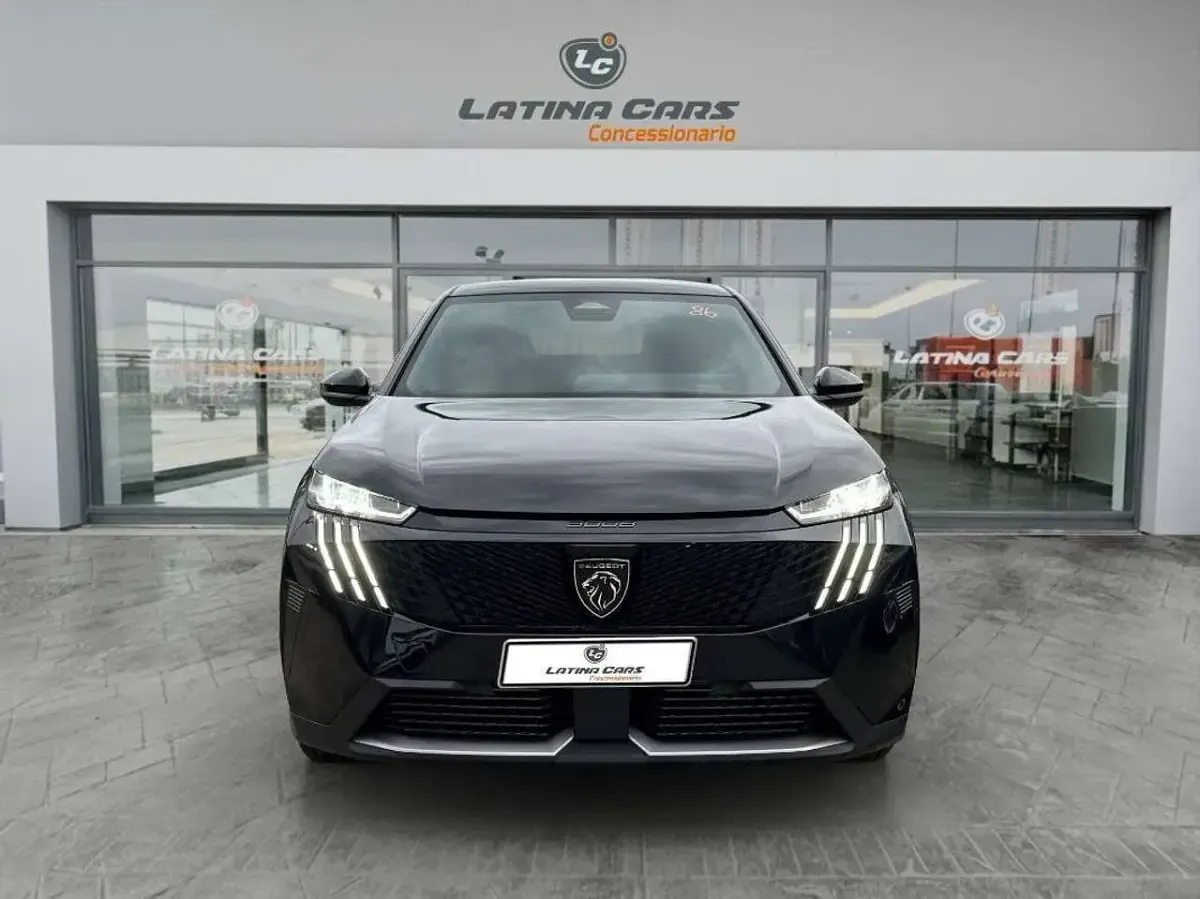 Usata Peugeot 3008 Allure 145 CV (106 kW) 2025 Nero SUV