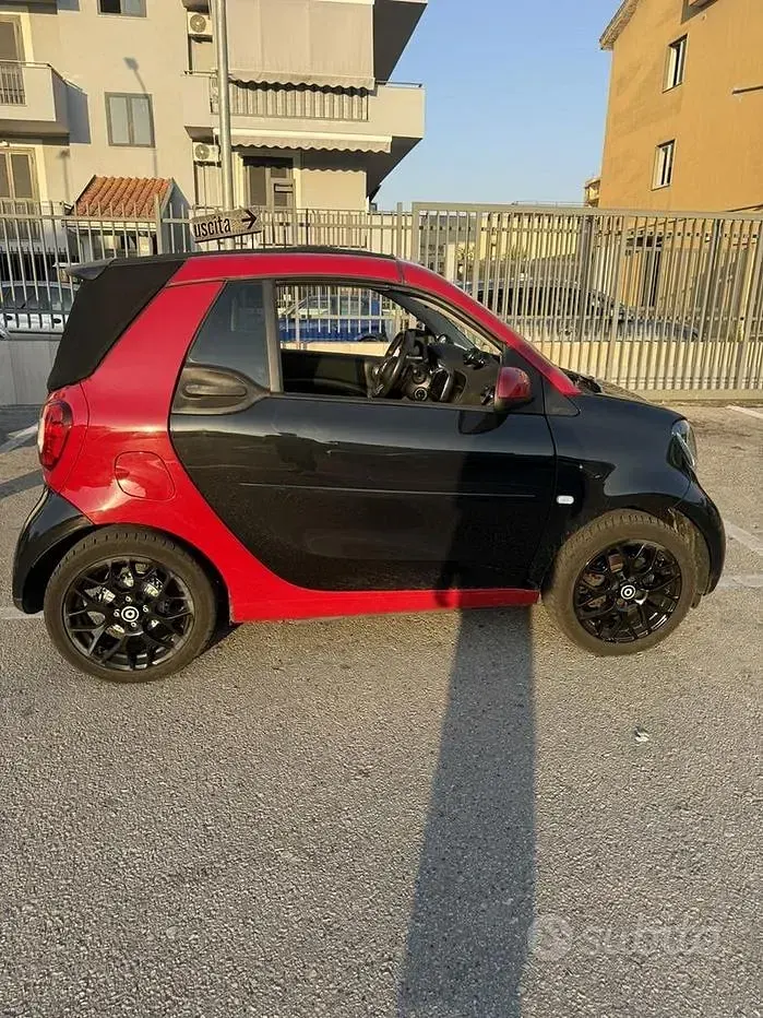 Usata Smart ForTwo Cabrio 71 CV (52 kW) 2019 Nero Cabrio