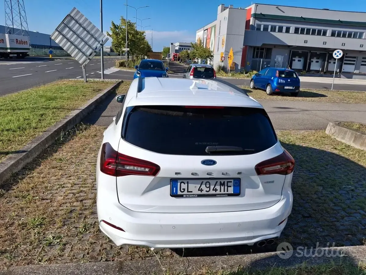 Usata Ford Focus Titanium S 120 CV (88 kW) 2022 Bianco Station wagon