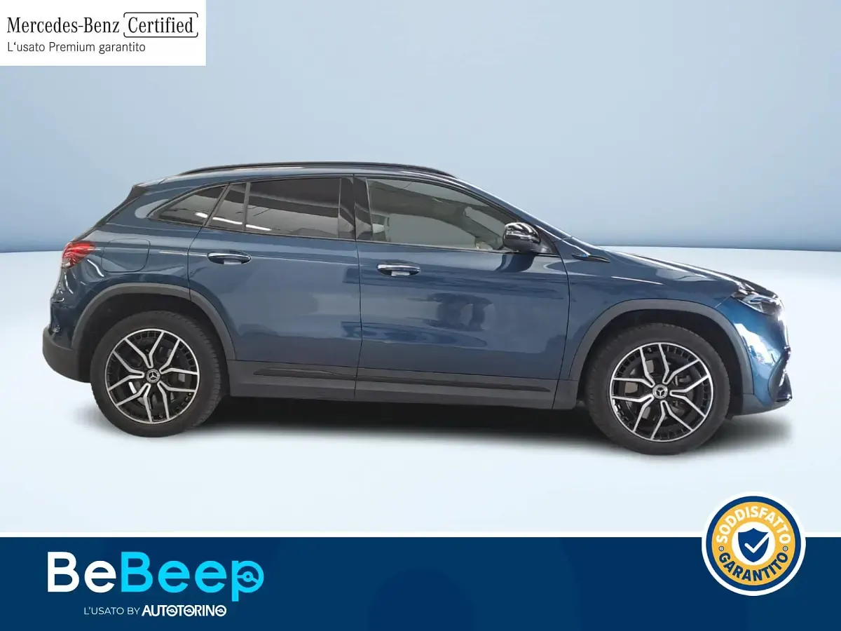Usata Mercedes EQA250 Premium Plus 111 kW (151 CV) 2022 Blu metallizzato SUV