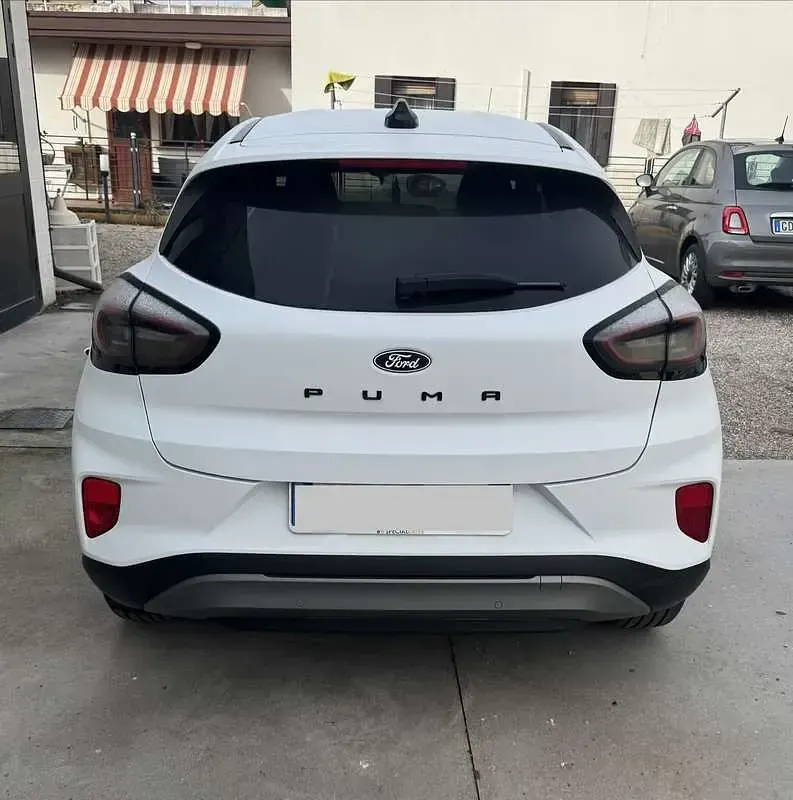 Usata Ford Puma Titanium 125 CV (91 kW) 2024 SUV
