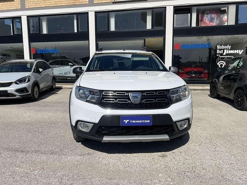 Usata Dacia Sandero Acces 73 CV (53 kW) 2019 Bianco Utilitaria