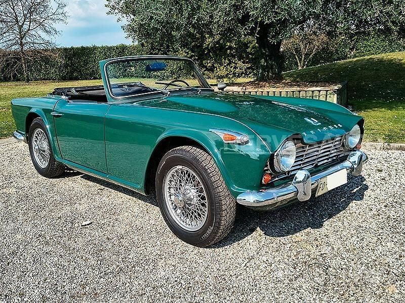 Usata Triumph TR4 1960 Verde Cabrio