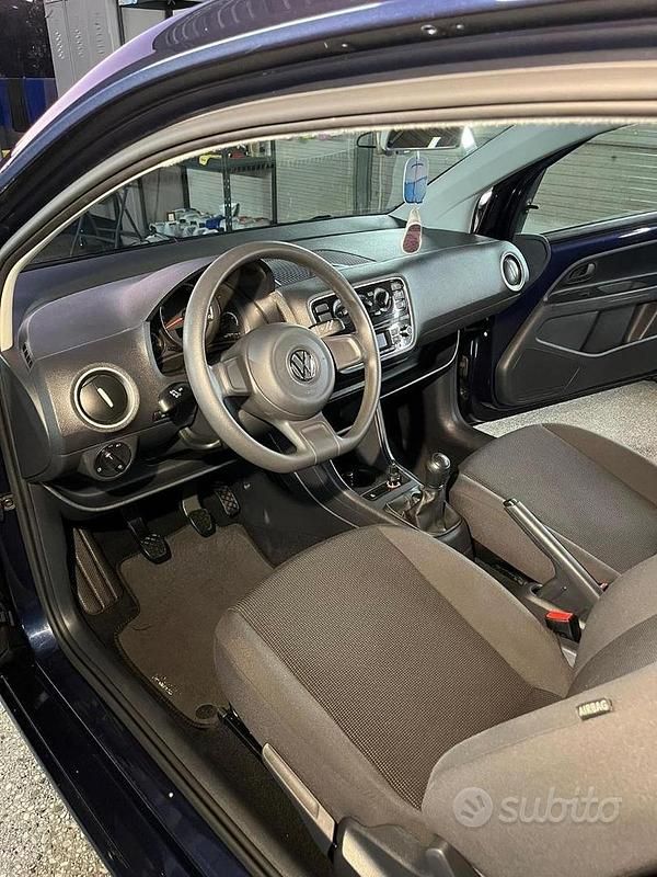 Usata VW up! take up! 60 CV (44 kW) 2013 Blu/azzurro Utilitaria