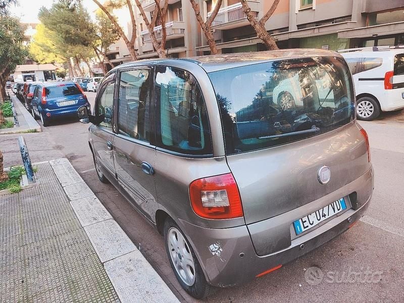 Usata Fiat Multipla 120 CV (88 kW) 2010 Monovolume