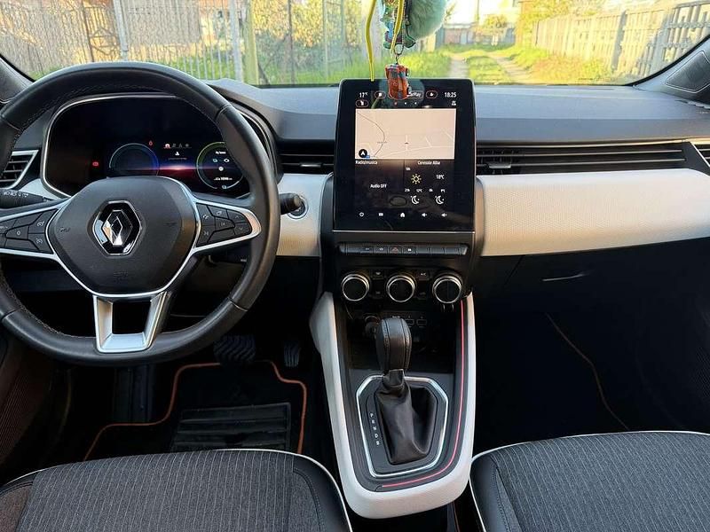 Usata Renault Clio V Techno 143 CV (105 kW) 2023 Berlina