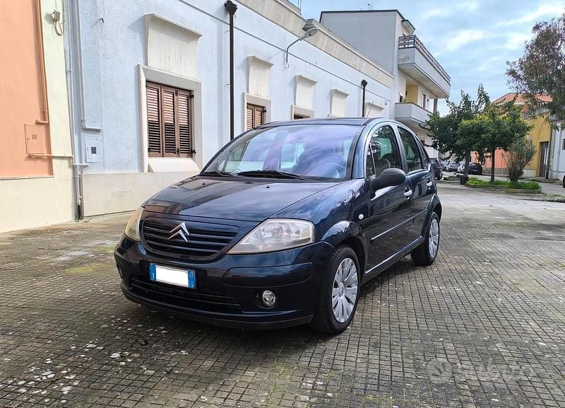 Usata Citroën C3 Exclusive 70 CV (51 kW) 2003 Blu Utilitaria