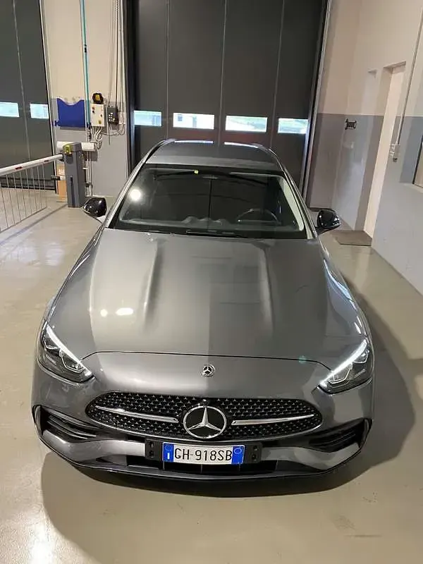 Usata Mercedes C300 Premium Plus 265 CV (194 kW) 2022 Grigio Station wagon