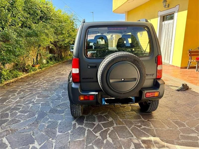 Usata Suzuki Jimny Sport 80 CV (58 kW) 2002 Grigio SUV