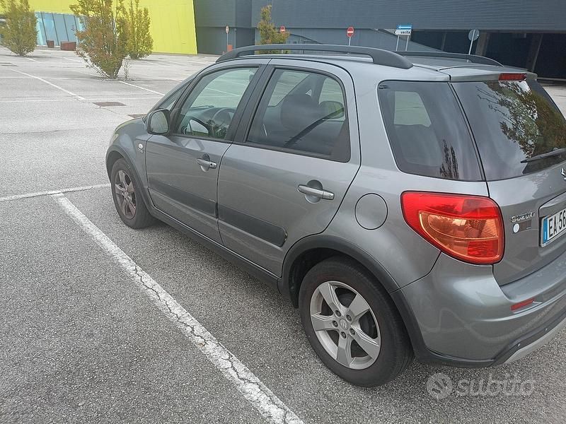 Usata Suzuki SX4 2010 Station wagon