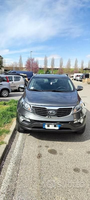 Grigio Usata 2012 Kia Sportage SUV | 6900 € (Ottimo prezzo) - Immagine 1/4
