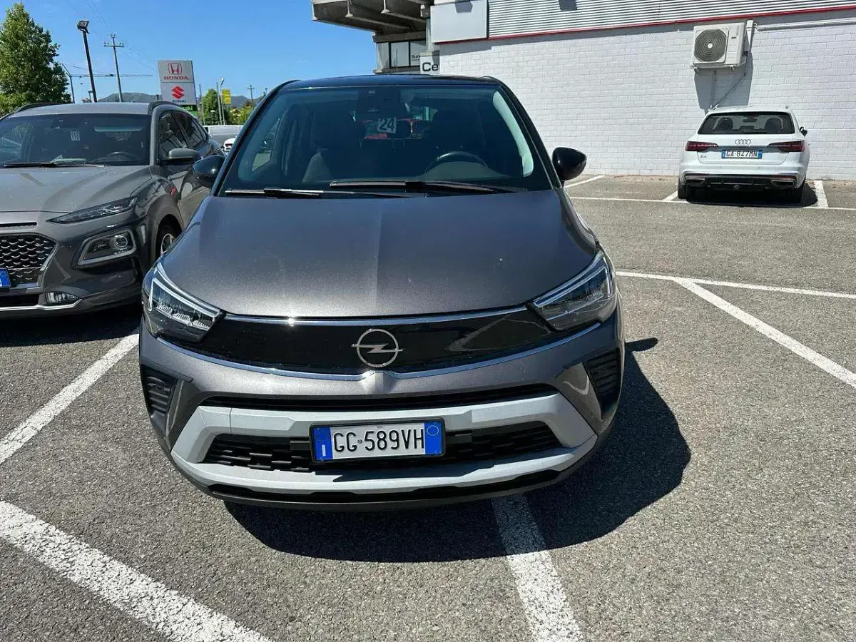 Usata Opel Crossland 110 CV (80 kW) 2022 Grigio scuro SUV