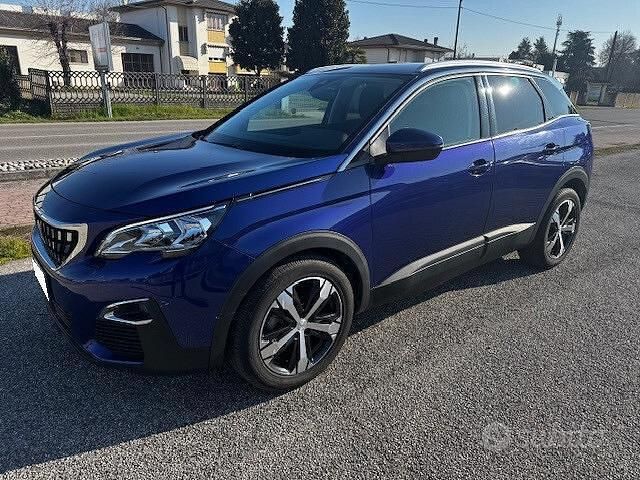 Blu Usata 2018 Peugeot 3008 Allure Tre volumi | 12.500 € (Buon prezzo) - Immagine 1/4