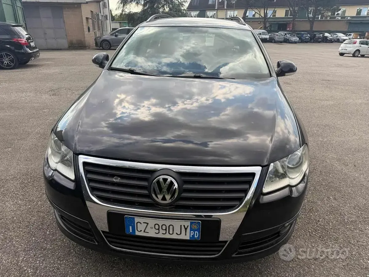 Usata VW Passat Highline 140 CV (102 kW) 2006 Nero Station wagon