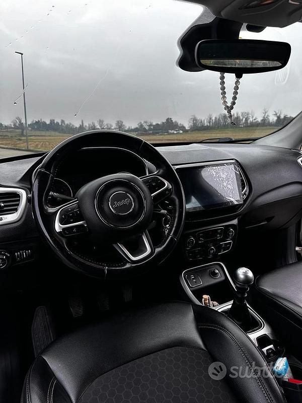 Usata Jeep Compass 120 CV (88 kW) 2018 Bianco SUV