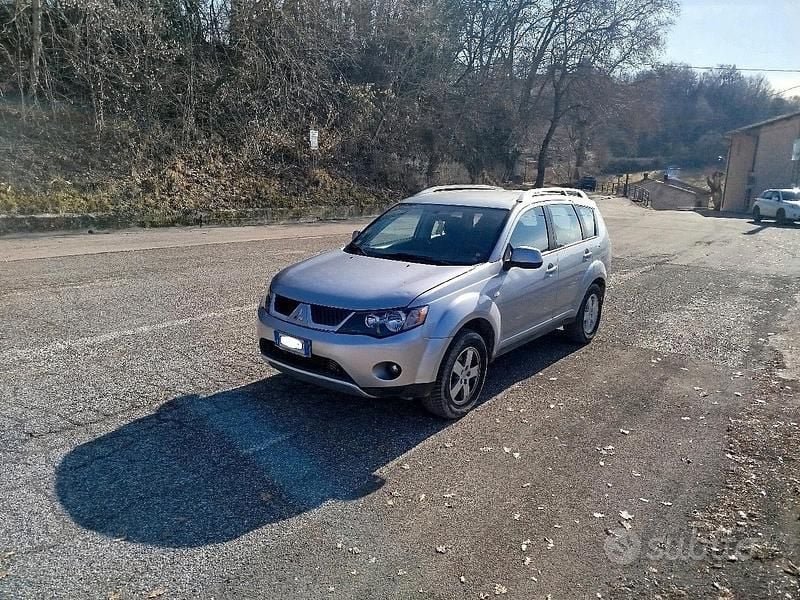Usata Mitsubishi Outlander 140 CV (102 kW) 2007 SUV