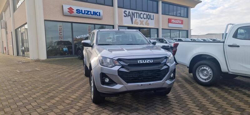 Argento Usata 2024 Isuzu D-Max Pick-up | 34.300 € (Cara) - Immagine 1/4