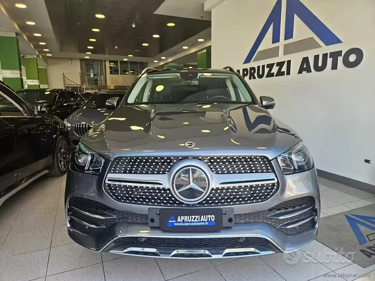 Usata Mercedes GLE300 Premium Plus 272 CV (200 kW) 2023 Grigio SUV