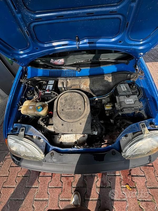 Usata Fiat 600 2002 Blu Berlina