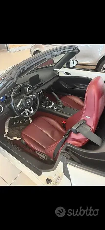 Usata Mazda MX5 132 CV (97 kW) 2021 Bianco Cabrio