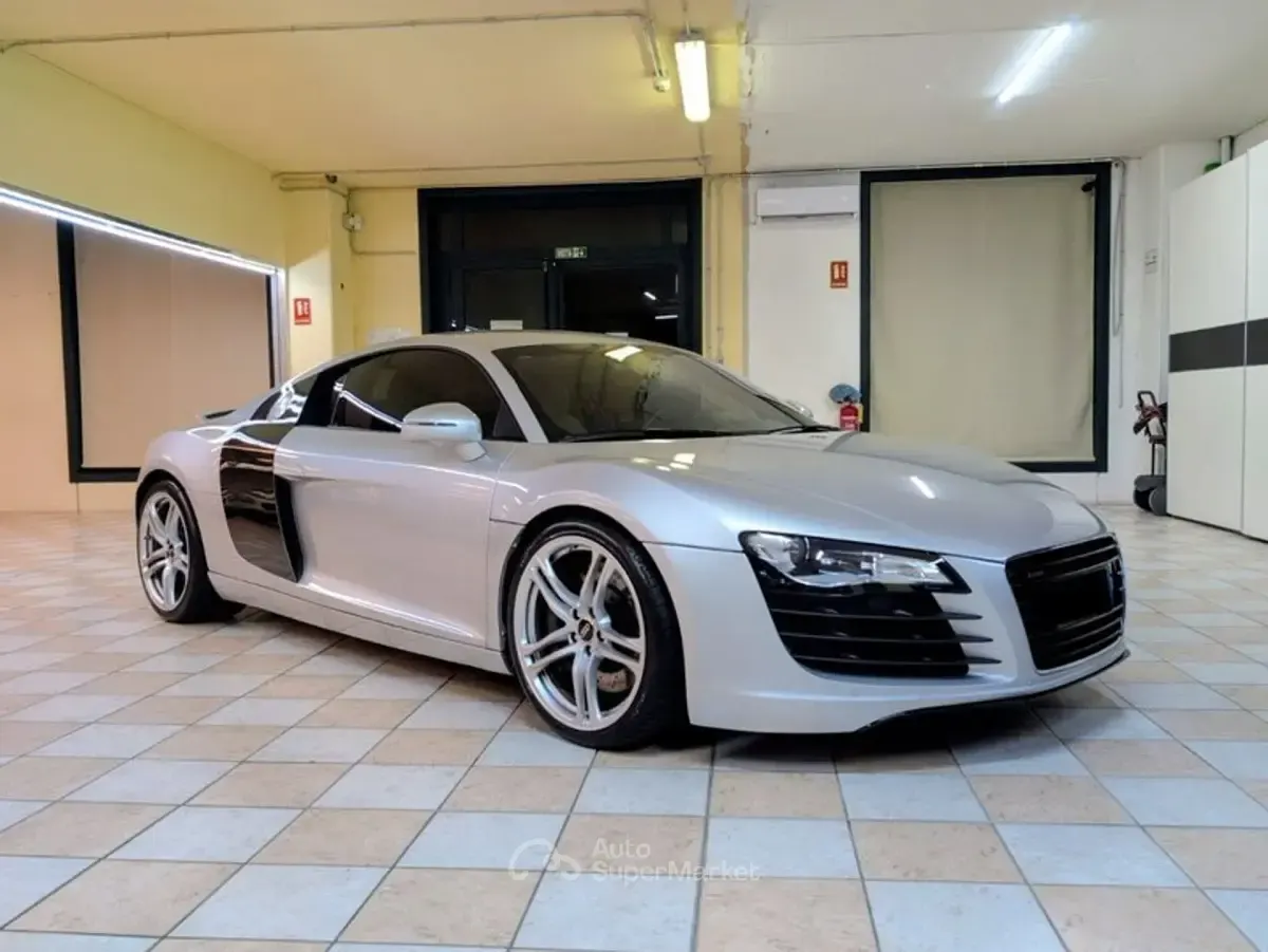 Usata Audi R8 Coupé Ambiente 420 CV (308 kW) 2007 Argento Coupé