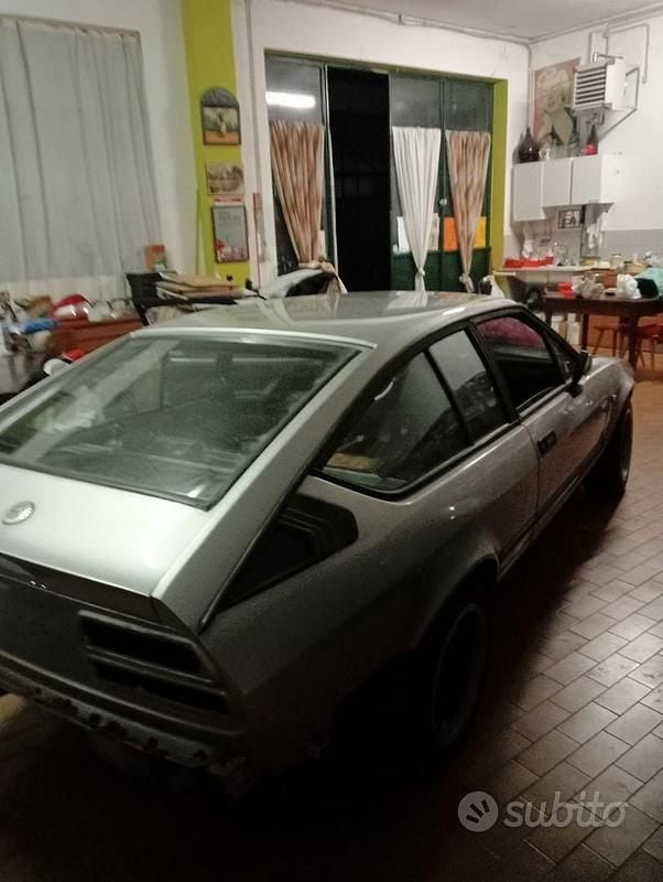 Usata Alfa Romeo Alfetta GT/GTV 160 CV (117 kW) 1986 Coupé