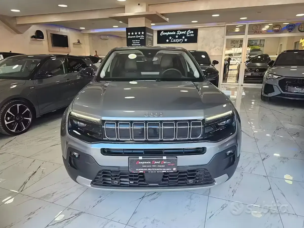 Usata Jeep Avenger Summit 101 CV (74 kW) 2025 Grigio SUV