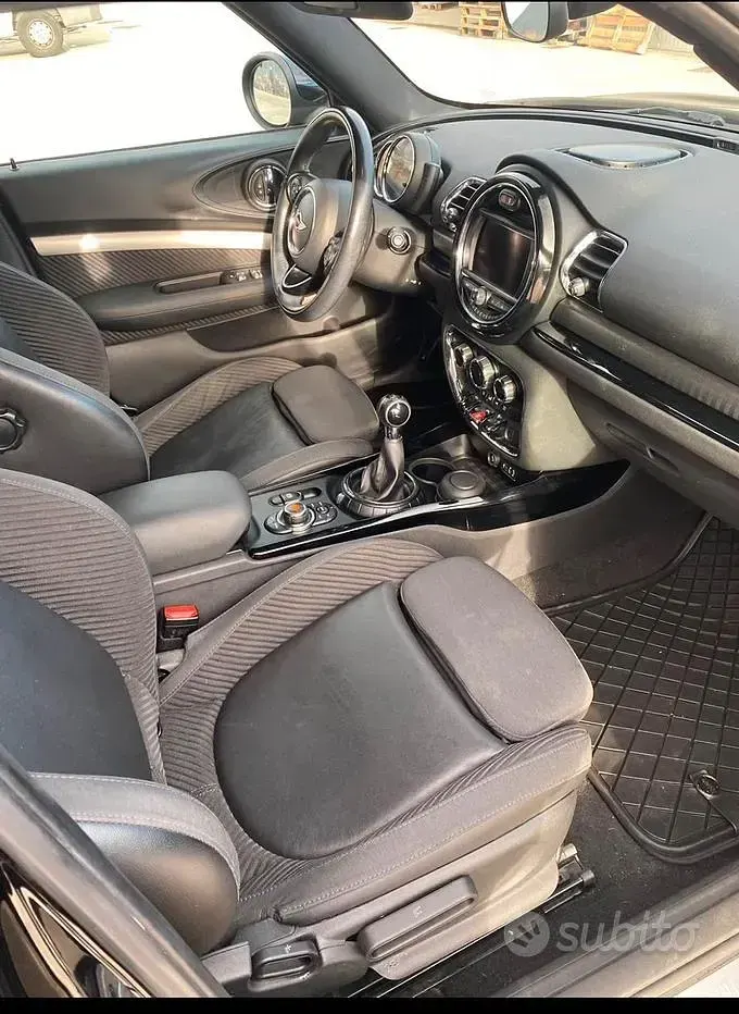 Usata Mini Clubman 116 CV (85 kW) 2017 Nero Station wagon