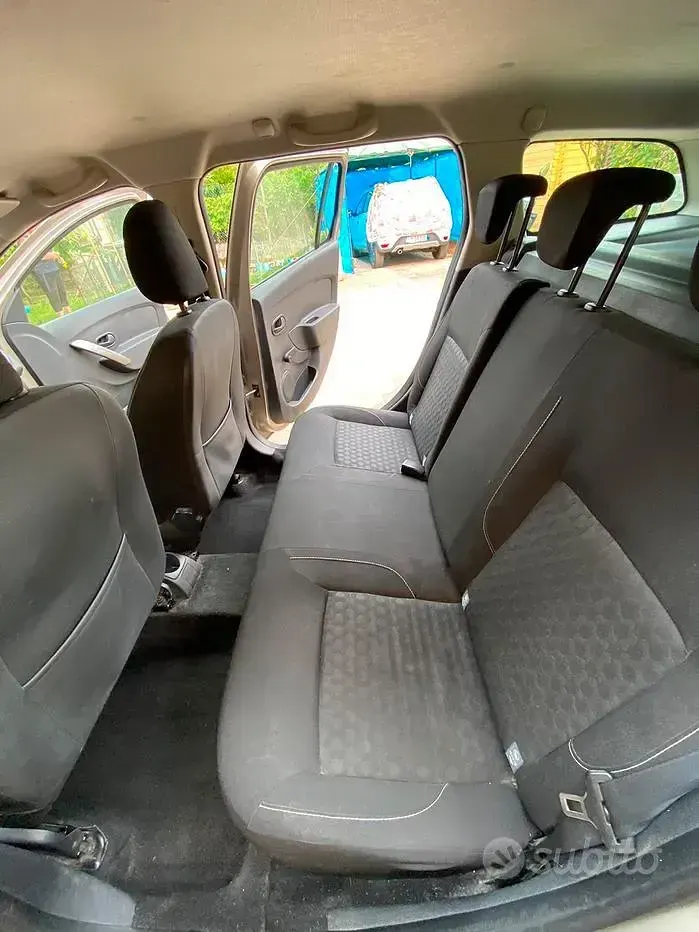 Usata Dacia Logan MCV 75 CV (55 kW) 2014 Station wagon
