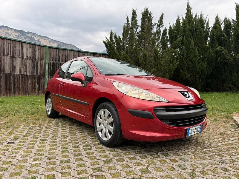 Usata Peugeot 207 88 CV (64 kW) 2006 Rosso Berlina